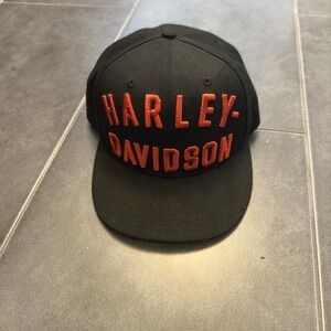 Harley-Davidson Black and Red Cap
